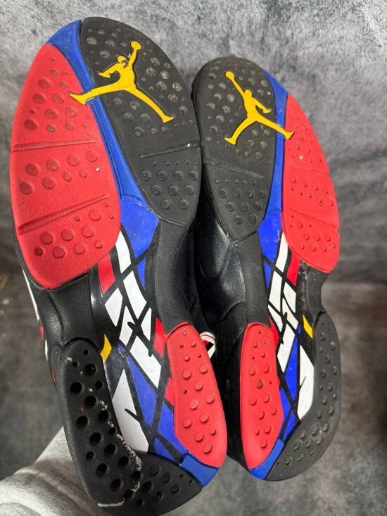 Size 8 | Jordan 8 Playoff With Box | Pre-Owned main image 4
